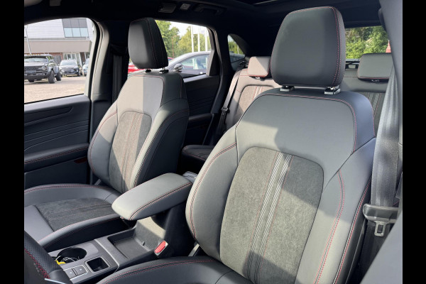 Ford Kuga 2.5 PHEV ST-Line X | SCI | 243pk | Driver Assistance pack | Matrix LED | Black Package | Wegklapbare Trekhaak | Panoramadak | Winterpack | 2.100kg Trekgewicht