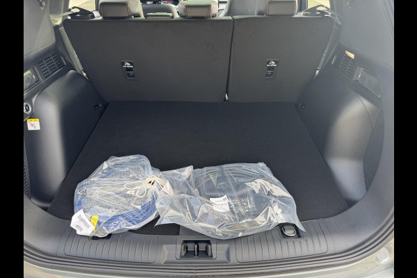 Ford Kuga 2.5 PHEV ST-Line X | SCI | 243pk | Driver Assistance pack | Matrix LED | Black Package | Wegklapbare Trekhaak | Panoramadak | Winterpack | 2.100kg Trekgewicht