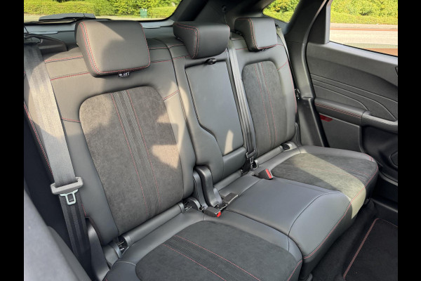 Ford Kuga 2.5 PHEV ST-Line X | SCI | 243pk | Driver Assistance pack | Matrix LED | Black Package | Wegklapbare Trekhaak | Panoramadak | Winterpack | 2.100kg Trekgewicht