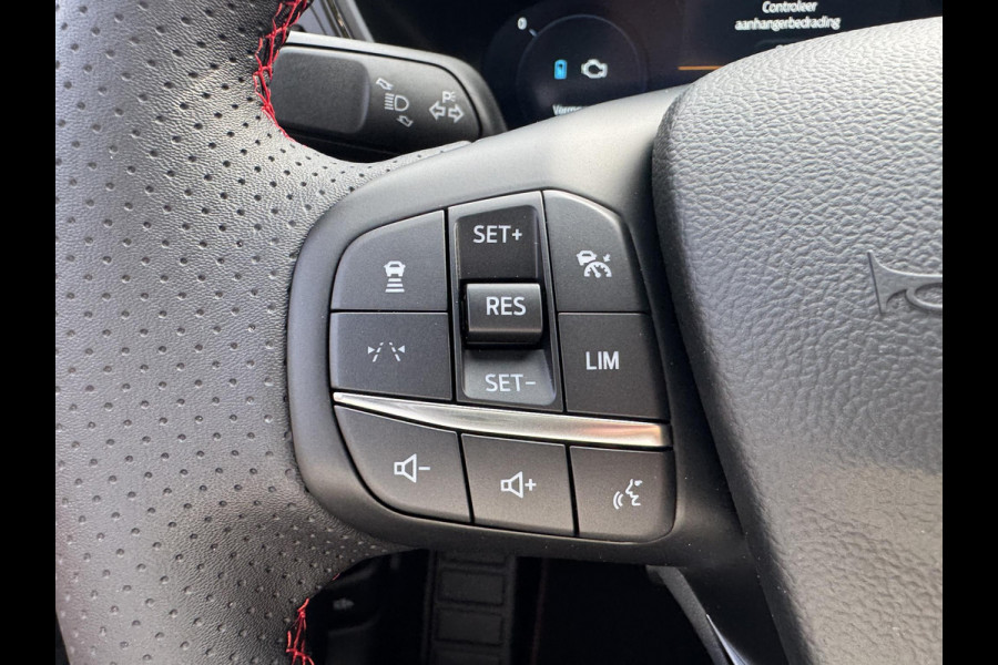Ford Kuga 2.5 PHEV ST-Line X | SCI | 243pk | Driver Assistance pack | Matrix LED | Black Package | Wegklapbare Trekhaak | Panoramadak | Winterpack | 2.100kg Trekgewicht