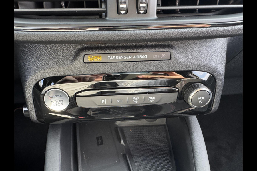 Ford Kuga 2.5 PHEV ST-Line X | SCI | 243pk | Driver Assistance pack | Matrix LED | Black Package | Wegklapbare Trekhaak | Panoramadak | Winterpack | 2.100kg Trekgewicht