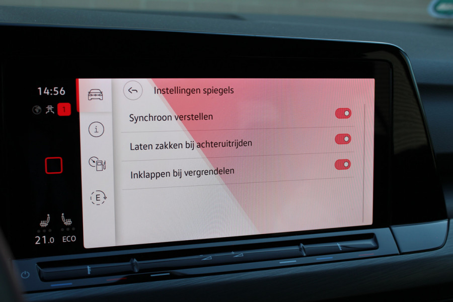 Volkswagen Golf 1.4 eHybrid Style | Elek. Trekhaak | Stoelverwarming | Dealer Ond.