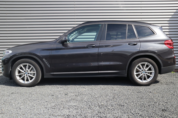 BMW X3 xDrive30e eDrive Edition Trekhaak / 360 camera / Head-up / Adaptieve cruise /