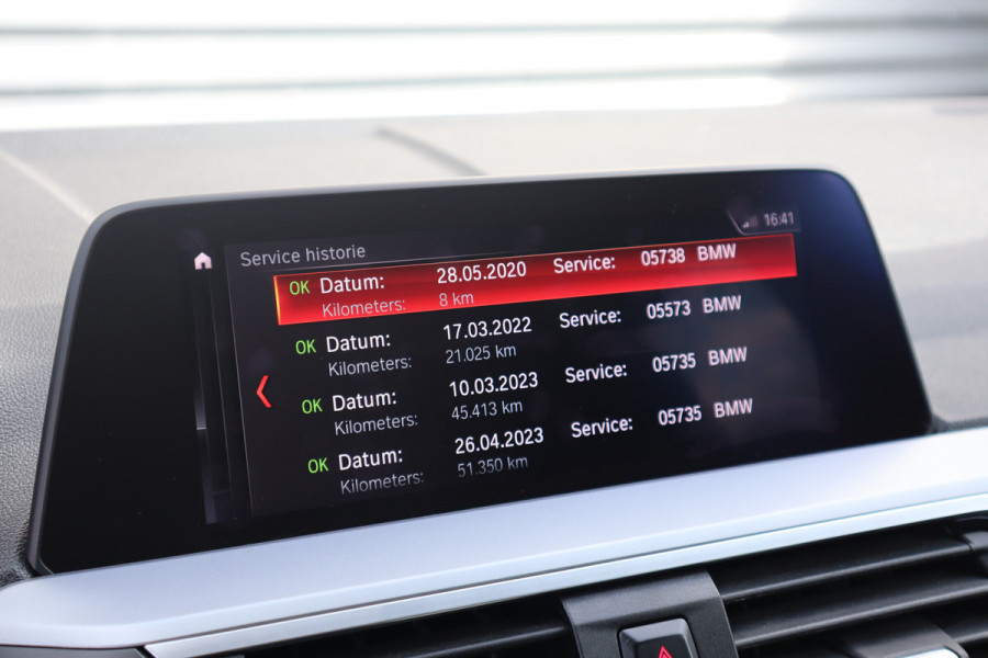 BMW X3 xDrive30e eDrive Edition Trekhaak / 360 camera / Head-up / Adaptieve cruise /