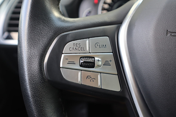 BMW X3 xDrive30e eDrive Edition Trekhaak / 360 camera / Head-up / Adaptieve cruise /