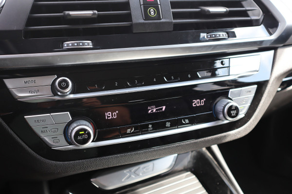 BMW X3 xDrive30e eDrive Edition Trekhaak / 360 camera / Head-up / Adaptieve cruise /