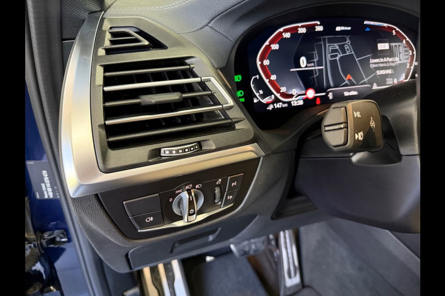 BMW X3 xDrive30e M-SPORT ** LASER, NAVI+, IVORY LEDER, PANORAMA, 20-inch LMV, TANSANIT INDIVIDUAL ** 1e EIG ** ** INFORMEER OOK NAAR ONZE AANTREKKELIJKE FINANCIAL-LEASE TARIEVEN **