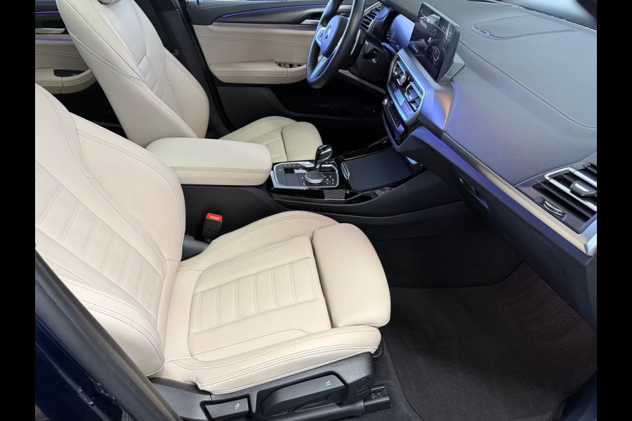 BMW X3 xDrive30e M-SPORT ** LASER, NAVI+, IVORY LEDER, PANORAMA, 20-inch LMV, TANSANIT INDIVIDUAL ** 1e EIG ** ** INFORMEER OOK NAAR ONZE AANTREKKELIJKE FINANCIAL-LEASE TARIEVEN **
