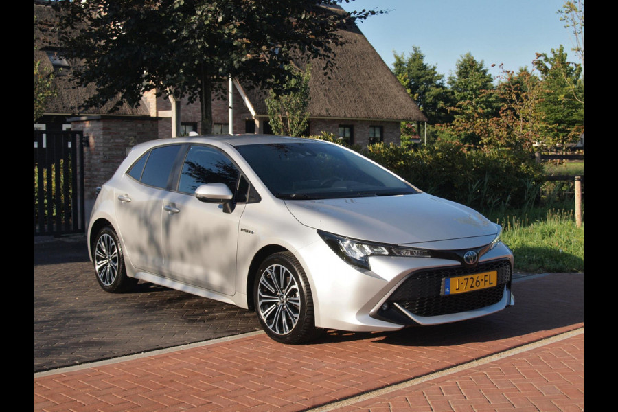 Toyota Corolla 1.8 Hybrid Business Plus | Camera | Apple Carplay | Stoelverwarming | Dealeronderhouden |