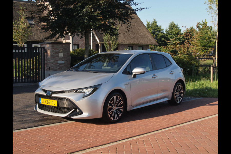 Toyota Corolla 1.8 Hybrid Business Plus | Camera | Apple Carplay | Stoelverwarming | Dealeronderhouden |