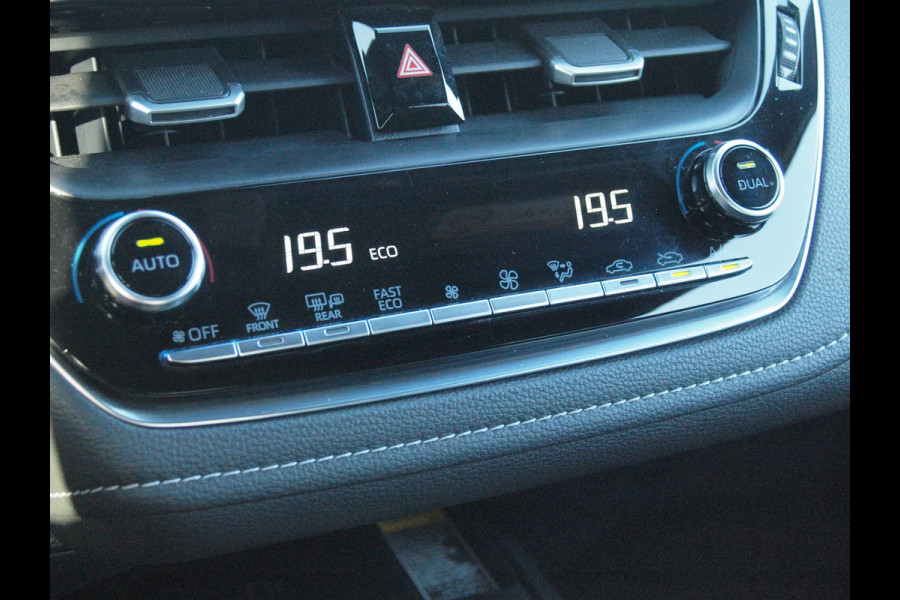 Toyota Corolla 1.8 Hybrid Business Plus | Camera | Apple Carplay | Stoelverwarming | Dealeronderhouden |