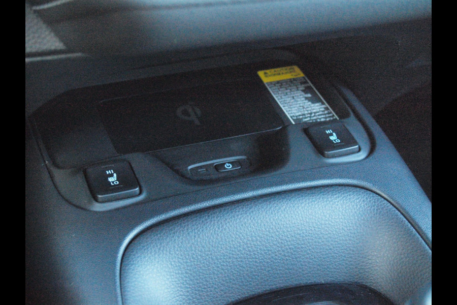 Toyota Corolla 1.8 Hybrid Business Plus | Camera | Apple Carplay | Stoelverwarming | Dealeronderhouden |