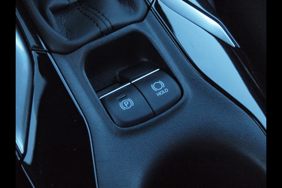 Toyota Corolla 1.8 Hybrid Business Plus | Camera | Apple Carplay | Stoelverwarming | Dealeronderhouden |