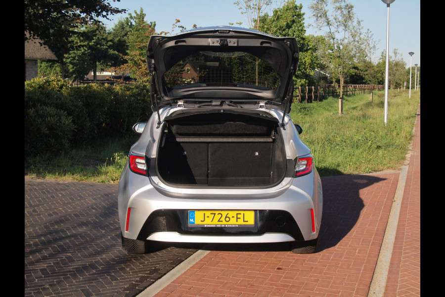 Toyota Corolla 1.8 Hybrid Business Plus | Camera | Apple Carplay | Stoelverwarming | Dealeronderhouden |