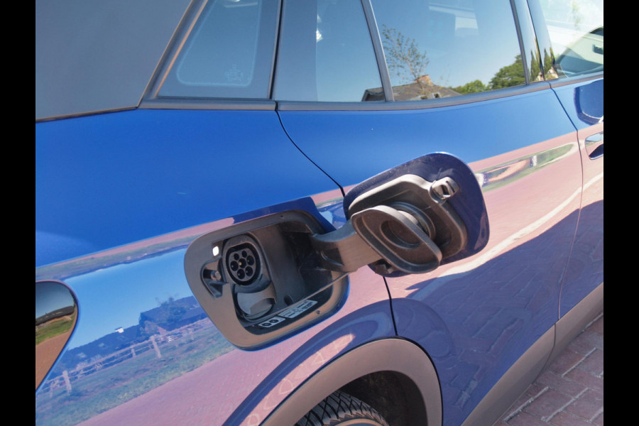 Volkswagen ID.4 Life 77 kWh | Apple Carplay | Cruise Control | Sfeerverlichting | Trekhaak | Parkeersensoren |