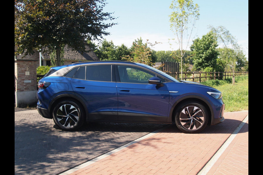 Volkswagen ID.4 Life 77 kWh | Apple Carplay | Cruise Control | Sfeerverlichting | Trekhaak | Parkeersensoren |