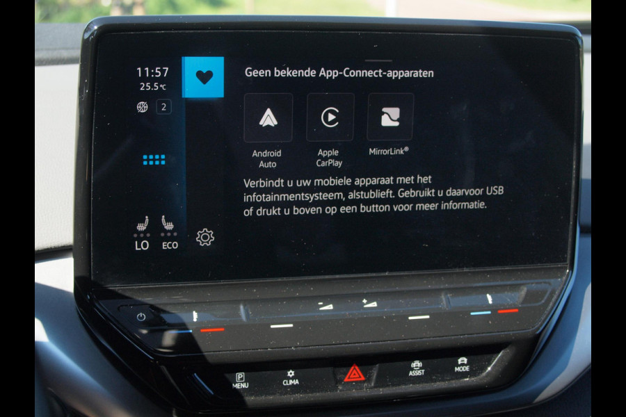 Volkswagen ID.4 Life 77 kWh | Apple Carplay | Cruise Control | Sfeerverlichting | Trekhaak | Parkeersensoren |