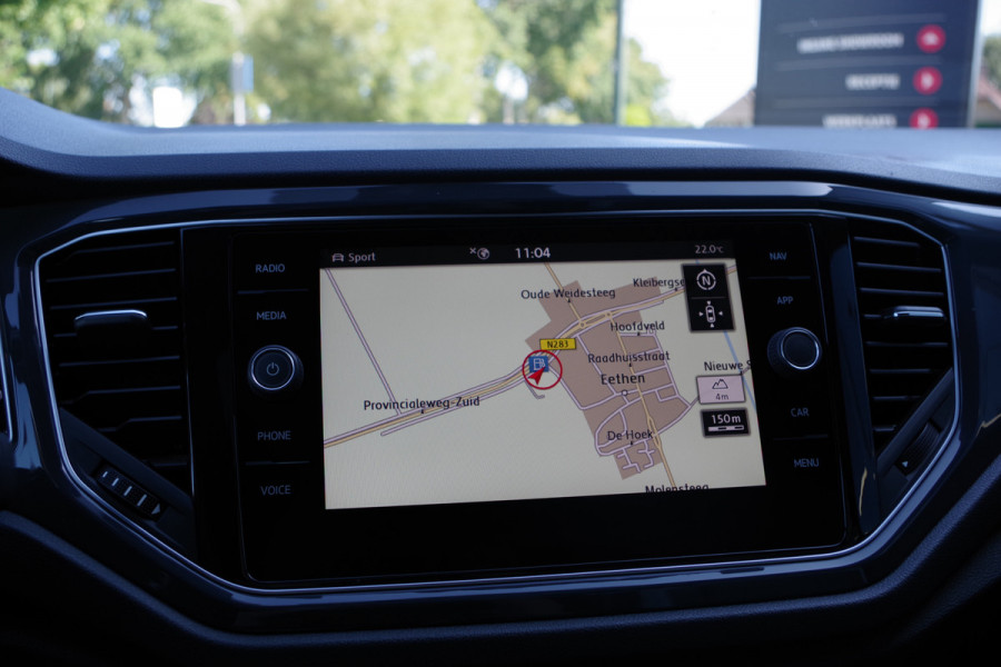Volkswagen T-Roc 2.0 TSI 4Motion 190 PK Sport Automaat, *NL-AUTO*, Panoramadak, Winterpakket, Carplay, Camera, Beats-Audio