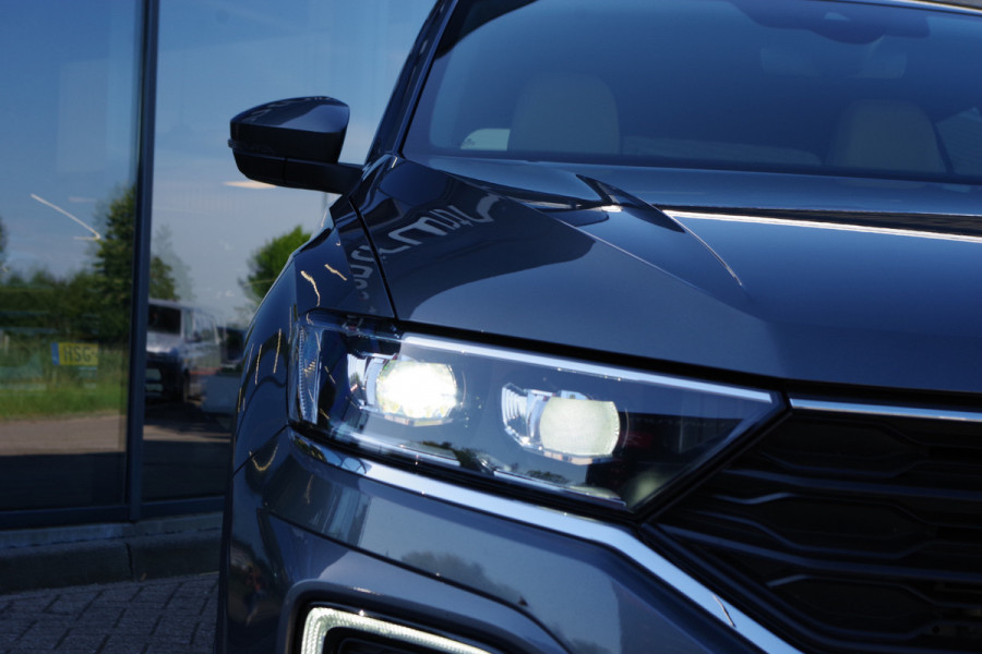 Volkswagen T-Roc 2.0 TSI 4Motion 190 PK Sport Automaat, *NL-AUTO*, Panoramadak, Winterpakket, Carplay, Camera, Beats-Audio
