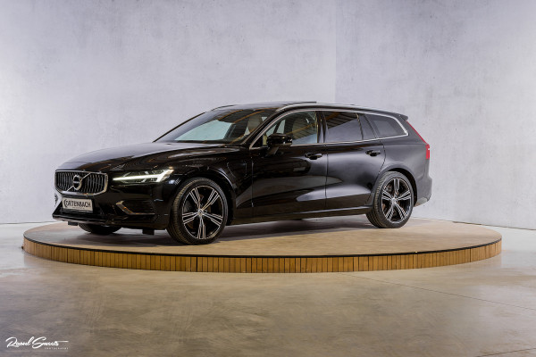 Volvo V60 2.0 T6 Plug-in hybrid AWD Plus Bright | Long Range | Beige nappa leder | Panoroma | Adaptieve cruise | Harman Kardon | Stoel ver