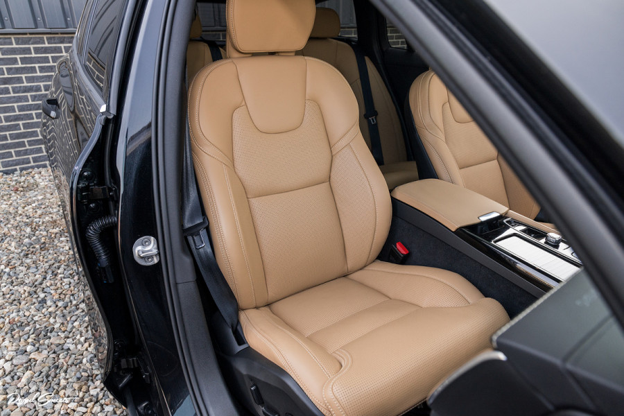 Volvo V60 2.0 T6 Plug-in hybrid AWD Plus Bright | Long Range | Beige nappa leder | Panoroma | Adaptieve cruise | Harman Kardon | Stoel ver