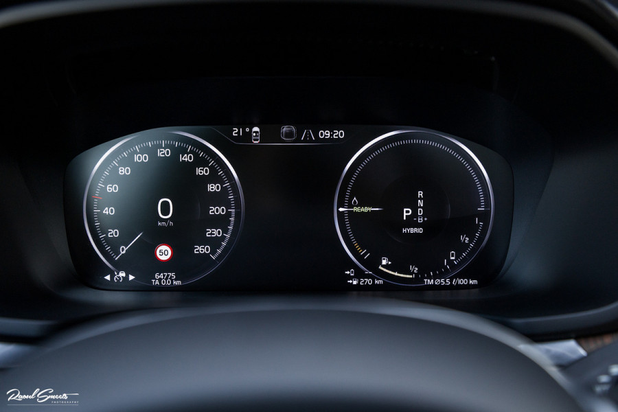 Volvo V60 2.0 T6 Plug-in hybrid AWD Plus Bright | Long Range | Beige nappa leder | Panoroma | Adaptieve cruise | Harman Kardon | Stoel ver