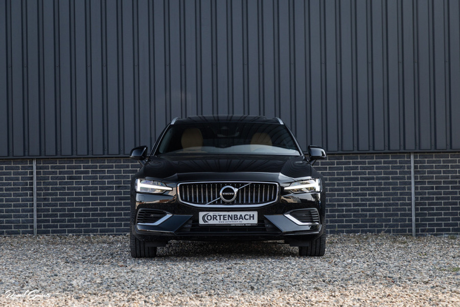Volvo V60 2.0 T6 Plug-in hybrid AWD Plus Bright | Long Range | Beige nappa leder | Panoroma | Adaptieve cruise | Harman Kardon | Stoel ver