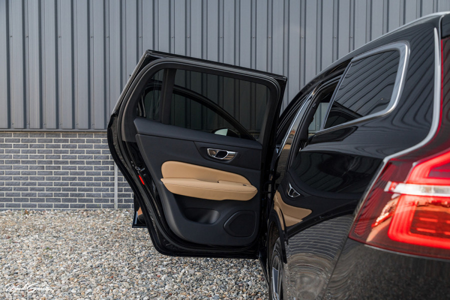 Volvo V60 2.0 T6 Plug-in hybrid AWD Plus Bright | Long Range | Beige nappa leder | Panoroma | Adaptieve cruise | Harman Kardon | Stoel ver