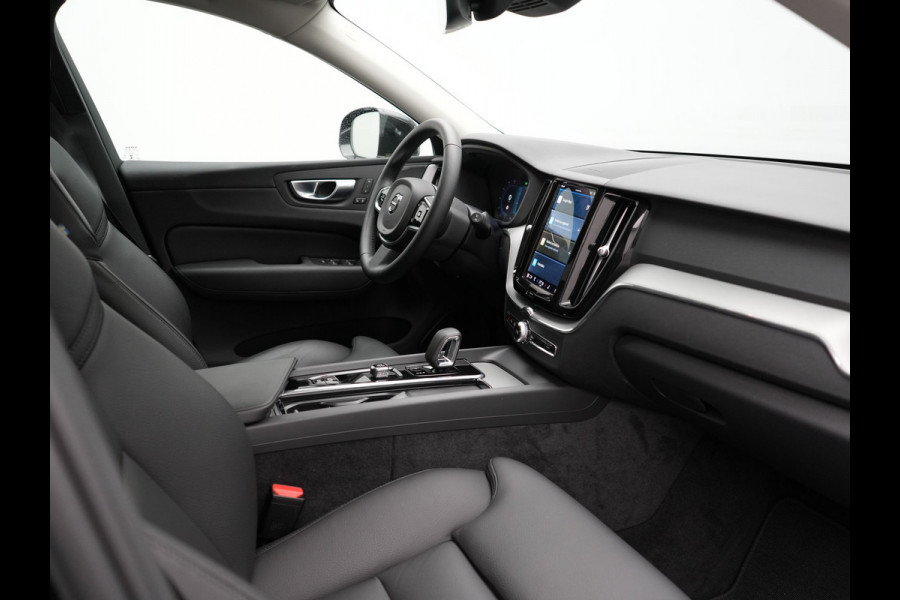 Volvo XC60 2.0 T6 AWD Plus Bright Long Range Plug in Hybrid 350pk Dealer O.H PHEV | Panodak | Adaptive Cruise | Lederen Sportstoelen Memory & Verwarmd | Google Assistent & Maps | Camera | Harman Kardon | Apple Carplay | Pilot Assist | Navigatie | DAB |