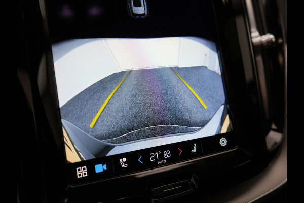 Volvo XC60 2.0 T6 AWD Plus Bright Long Range Plug in Hybrid 350pk Dealer O.H PHEV | Panodak | Adaptive Cruise | Lederen Sportstoelen Memory & Verwarmd | Google Assistent & Maps | Camera | Harman Kardon | Apple Carplay | Pilot Assist | Navigatie | DAB |