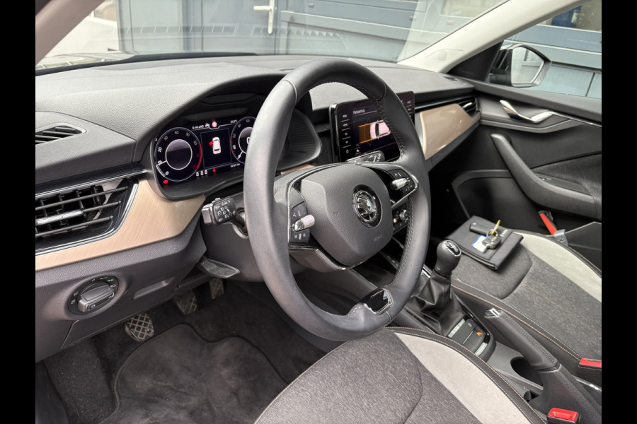 Škoda Kamiq 1.0 TSI 110pk Business Edition VIRTUAL/CANTON/DAB/CARPLAY/PDC/STOELVERWARMING