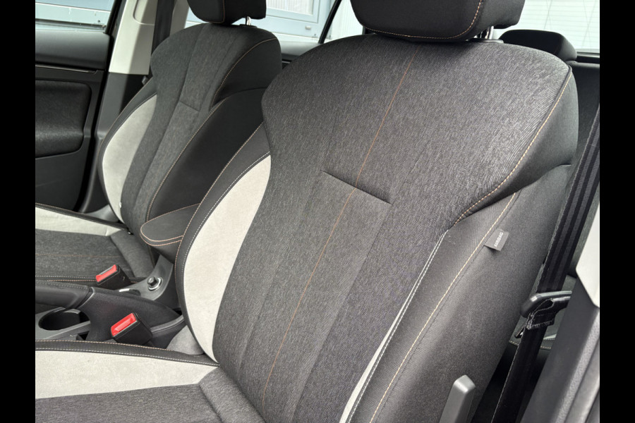Škoda Kamiq 1.0 TSI 110pk Business Edition VIRTUAL/CANTON/DAB/CARPLAY/PDC/STOELVERWARMING