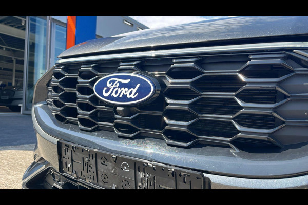 Ford Kuga 2.5 PHEV ST-Line X | Wegklapbare trekhaak | Panoramadak | Winter Pack | Head up Display | All season banden