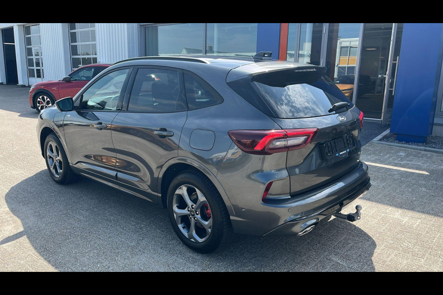 Ford Kuga 2.5 PHEV ST-Line X | Wegklapbare trekhaak | Panoramadak | Winter Pack | Head up Display | All season banden