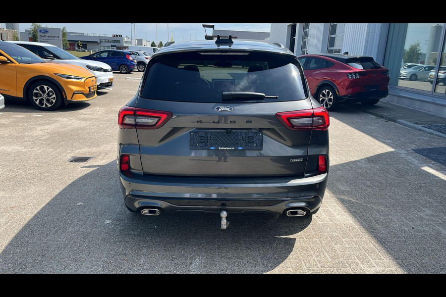 Ford Kuga 2.5 PHEV ST-Line X | Wegklapbare trekhaak | Panoramadak | Winter Pack | Head up Display | All season banden