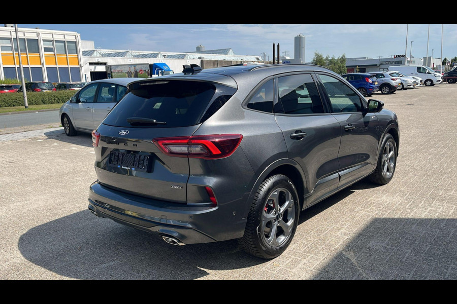 Ford Kuga 2.5 PHEV ST-Line X | Wegklapbare trekhaak | Panoramadak | Winter Pack | Head up Display | All season banden