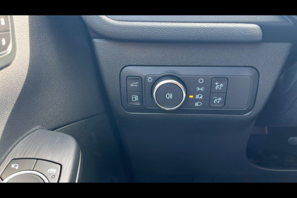 Ford Kuga 2.5 PHEV ST-Line X | Wegklapbare trekhaak | Panoramadak | Winter Pack | Head up Display | All season banden