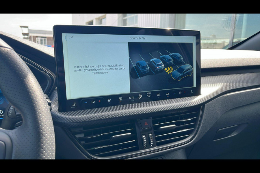 Ford Kuga 2.5 PHEV ST-Line X | Wegklapbare trekhaak | Panoramadak | Winter Pack | Head up Display | All season banden