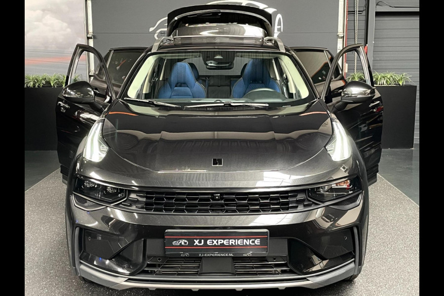 Lynk & Co 01 1.5 Panoramadak / 360 cam / ACC / CarPlay / Black Edition / BTW / 261 PK