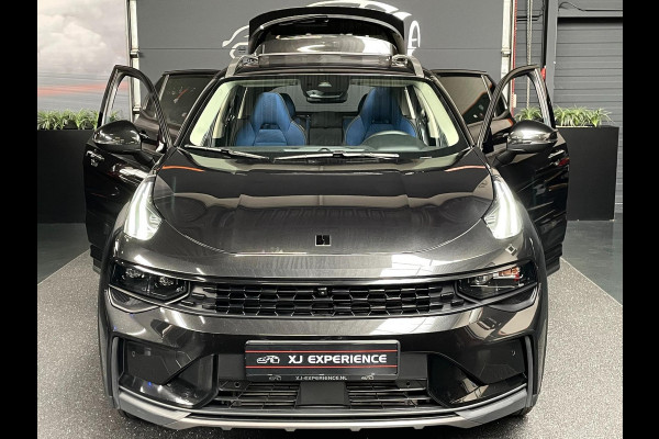 Lynk & Co 01 1.5 Panoramadak / 360 cam / ACC / CarPlay / Black Edition / BTW / 261 PK
