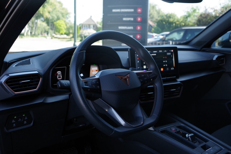 CUPRA Formentor 1.4 e-Hybrid 204 PK Adrenaline, Winterpakket, Camera, Carplay