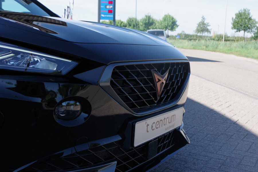 CUPRA Formentor 1.4 e-Hybrid 204 PK Adrenaline, Winterpakket, Camera, Carplay