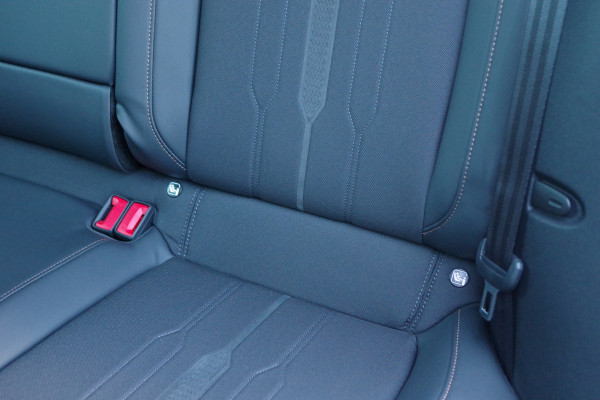 CUPRA Formentor 1.4 e-Hybrid 204 PK Adrenaline, Winterpakket, Camera, Carplay