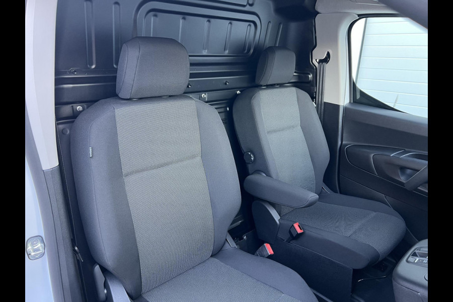 Citroën E-Berlingo L2 50 kWh 136pk | 0% rente | navigatie incl. Apple Carplay | camera | parkeersensoren voor & achter | digitale binnenspiegel | rijklaarprijs