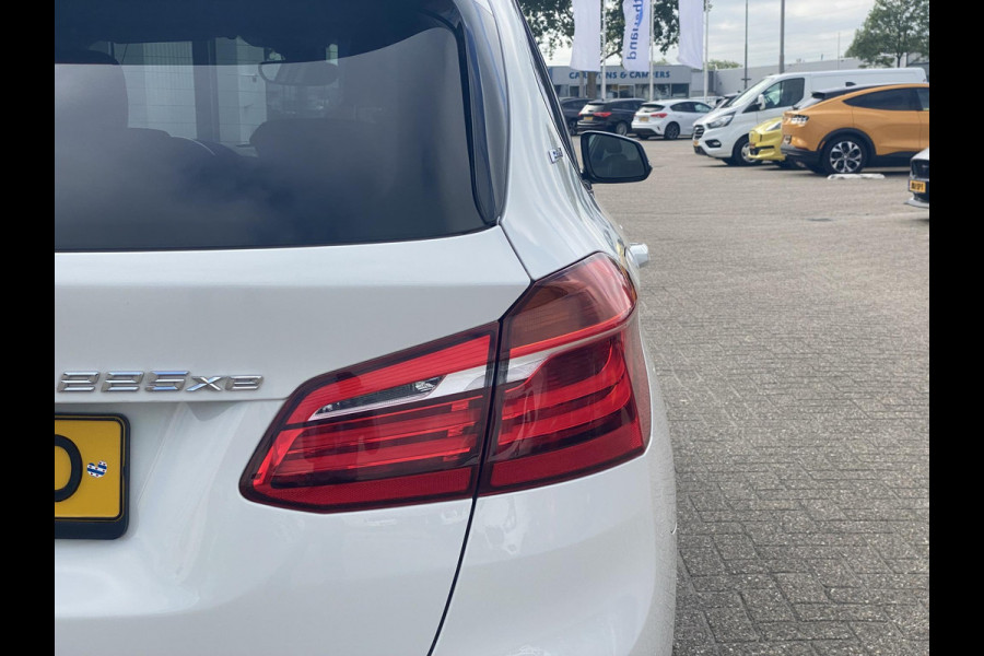 BMW 2 Serie Active Tourer 225xe iPerformance High Executive PHEV | Panoramadak