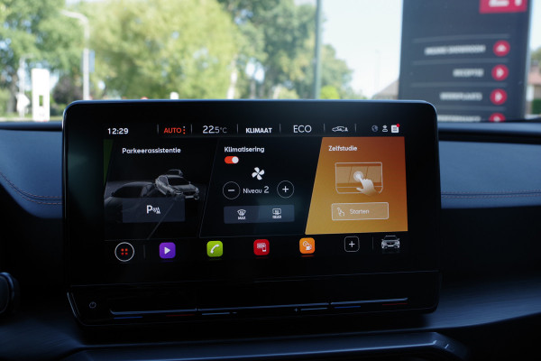 CUPRA Formentor 1.4 TSI e-Hybrid 204 PK Essential, Camera, Climate Control, Stuurverwarming