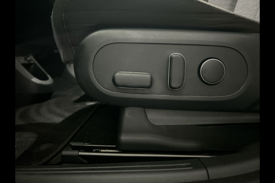 Hyundai IONIQ 5 Connect 58 kWh | Achterbank verstelbaar | Stoel en stuurverwarming