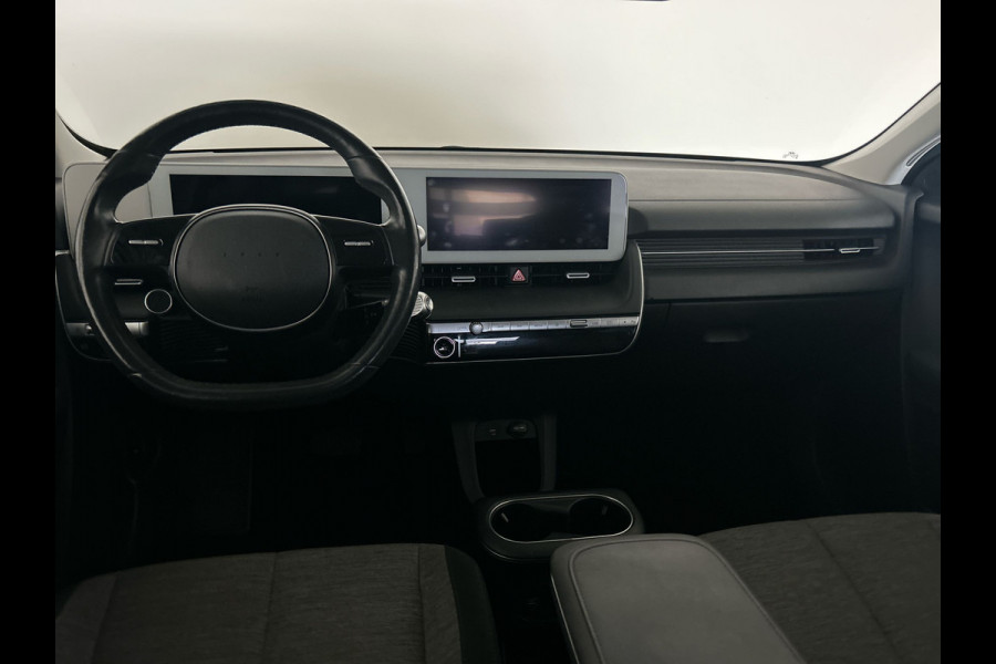 Hyundai IONIQ 5 Connect 58 kWh | Achterbank verstelbaar | Stoel en stuurverwarming