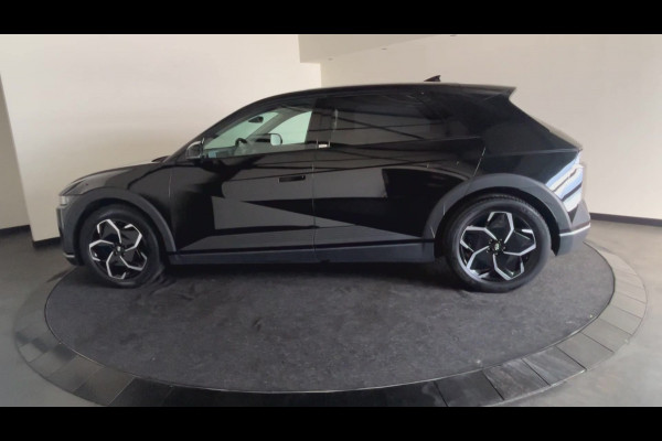 Hyundai IONIQ 5 Connect 58 kWh | Achterbank verstelbaar | Stoel en stuurverwarming