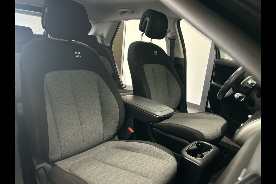 Hyundai IONIQ 5 Connect 58 kWh | Achterbank verstelbaar | Stoel en stuurverwarming